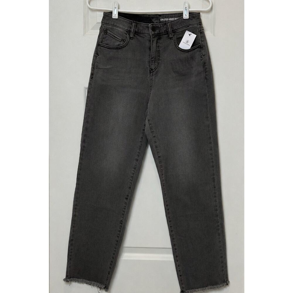 Volcom High Rise Straight Jeans Women’s Size 25 Gray Denim Raw Hem 27” Inseam